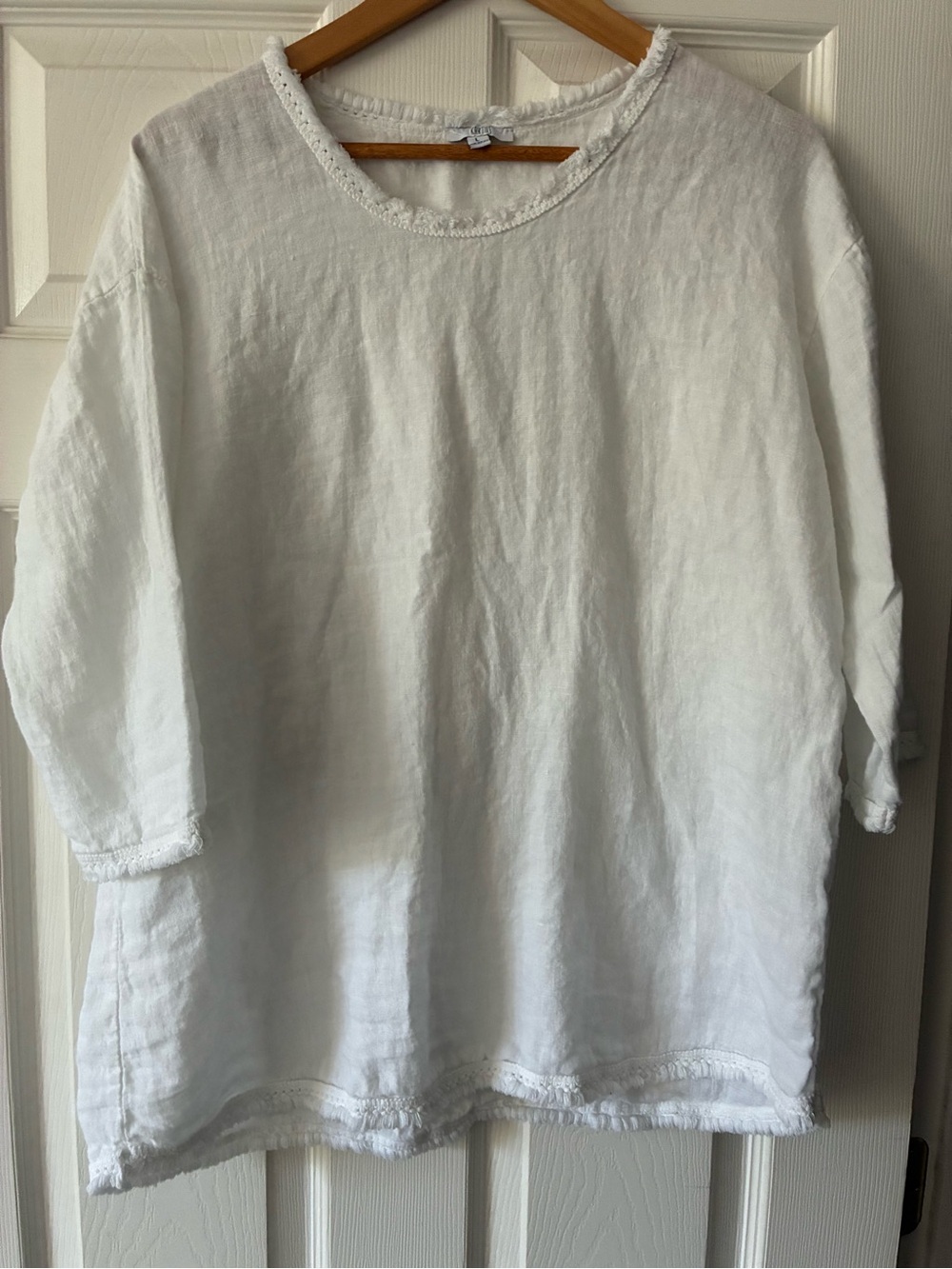 Kaktus White Linen Scoop-Neck Tunic Top - Picture 2 of 6